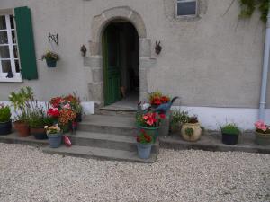 The facade or entrance of La Revaudiere