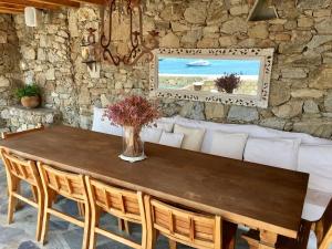 Foto de la galería de Beachfront Mykonos Guest House en Ornos