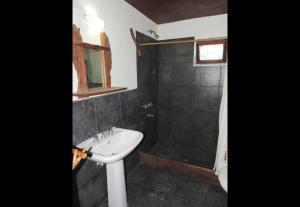 Un baño de Cabañas Gesell