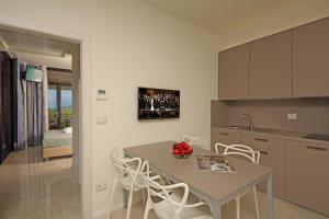 Foto de la galeria de Hotel Holiday a Sirmione