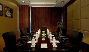 Business area at/o conference room sa Fortune Select Exotica, Navi Mumbai - Member ITC Hotels' Group