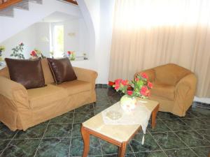 A seating area at Pagona Hotel