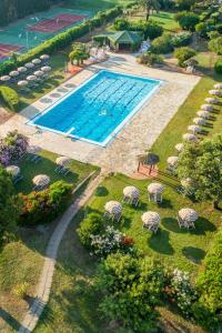 The swimming pool at or close to Hotel Fabricia