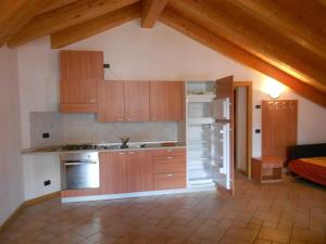 A kitchen or kitchenette at Residence Le Orchidee