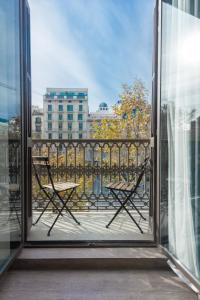 Uma varanda ou terraço em Hostalin Barcelona Passeig de Gracia