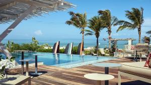 The swimming pool at or close to The Chili Beach Private Resort