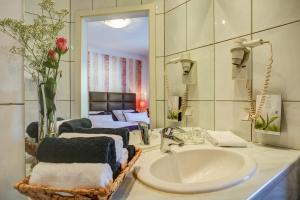 Rhein Neckar Hotel tesisinde bir banyo