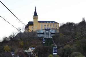 O edifício onde o hotel está situado