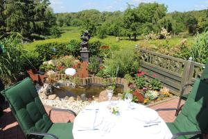 A garden outside Hotel Thormählen