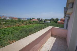 Bed and Breakfast Helena tesisinde bir balkon veya teras