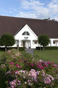 A garden outside Sagadi Manor Hotel