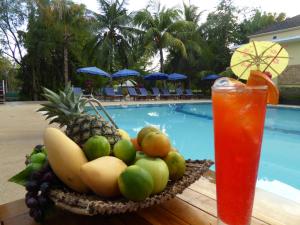 Poolen vid eller i närheten av The Oriental Tropical Beach at VIP Resort