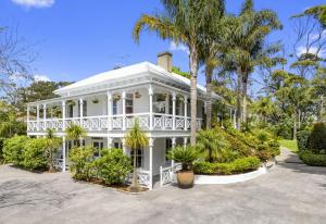 Garður fyrir utan Western Springs Villa to Auckland Central Heritage Villa