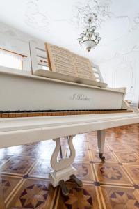 Imagine din galeria proprietății The Grand Piano Villa în Kutaisi