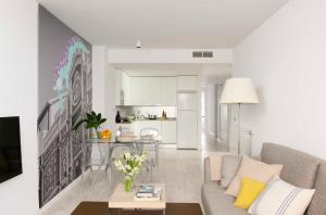 O zonă de relaxare la Eric Vökel Boutique Apartments - Atocha Suites