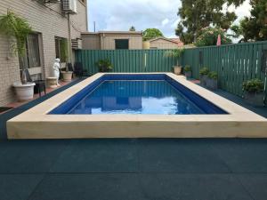 Piscina a Adelaide International Motel o a prop