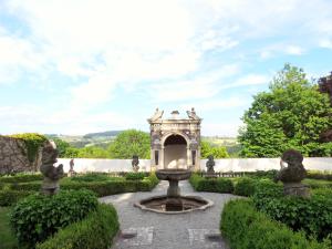 Zahrada ubytování Gästehaus Mälzerei auf Schloss Neuburg am Inn