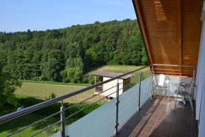 Balcony o terrace sa Gästehaus Waldblick