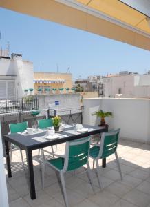 Balkon atau teras di Apartamento Montroig 3 Ático