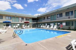 Kolam renang di atau di dekat Motel 6-Tucumcari, NM