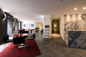 Kuhinja ili čajna kuhinja u objektu Alfama - Lisbon Lounge Suites