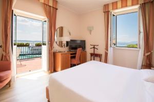 Televizors / izklaižu centrs naktsmītnē Hotel Sirmione Terme