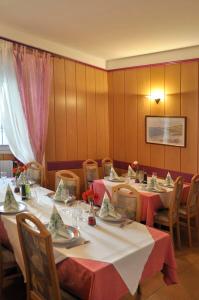 A seating area at Albergo Casagrande