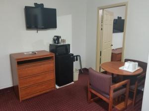 Кухня или мини-кухня в Americas Best Value Inn-Williams/Grand Canyon
