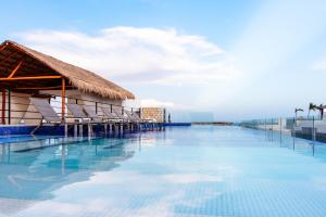 Swimming pool sa o malapit sa Hotel 52 Playa del Carmen