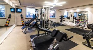 Fitness centrum a/nebo fitness zařízení v ubytování Airport Hotel Okęcie