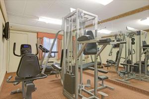 Fitness centar i/ili fitness sadržaji u objektu Travelodge by Wyndham Parsippany