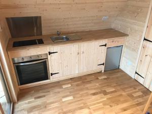 Foto de la galeria de Sutor Coops The Nest with Hot Tub a Cromarty