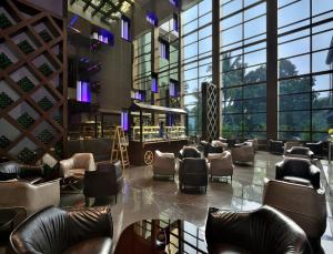 พื้นที่นั่งเล่นของ Radisson Blu Atria Bengaluru