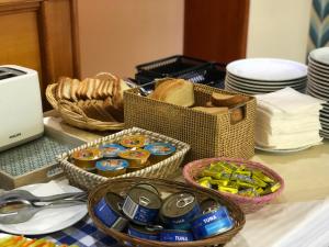 Comida no hotel ou em algum lugar perto