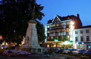 O edifício em que o hotel se localiza