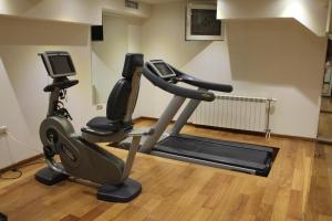 Fitness center at/o fitness facilities sa Casa Boyana Boutique Hotel