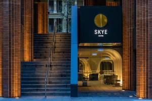 Fotografija u galeriji objekta SKYE Suites Sydney u gradu Sidnej