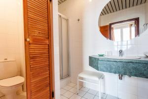 Malecot Hotel by F-Hotels tesisinde bir banyo