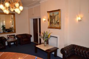 A seating area at Park Hotel