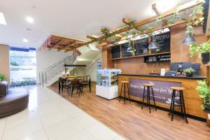 A kitchen or kitchenette at Hotel 88 Mangga Besar 62 Lokasari By WH