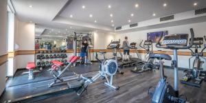 Posilňovňa alebo fitness centrum v ubytovaní Clayton Hotel, Manchester Airport