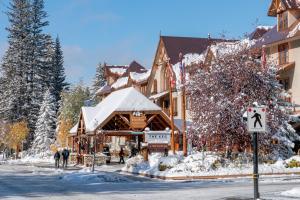 Banff Caribou Lodge and Spa ในช่วงฤดูหนาว