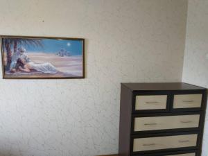 Kuvagallerian kuva majoituspaikasta Apartment 2 rooms Slobozhansky Prospekt, joka sijaitsee kohteessa Nizhnedneprovsk