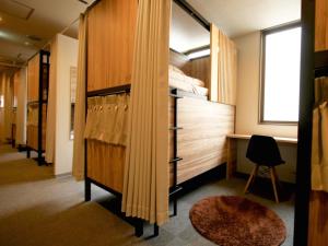 Gallery image of Namba Guesthouse HIVE in Osaka