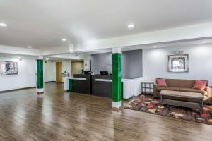 Khu vực ghế ngồi tại Quality Inn & Suites El Paso I-10