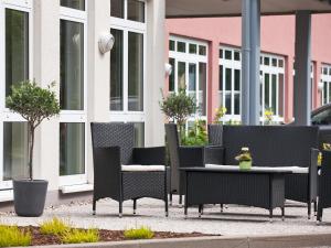 A seating area at ACHAT Hotel Chemnitz