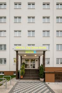 Facaden eller indgangen til Hotel City Green Berlin