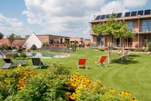 Сад в Weinresidenz Sonnleitner - ADULTS ONLY