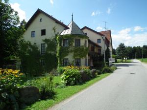 Сад в Waldgasthof - Hotel Schiederhof