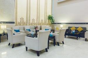 Khu vực ghế ngồi tại Holiday Jazan Hotel